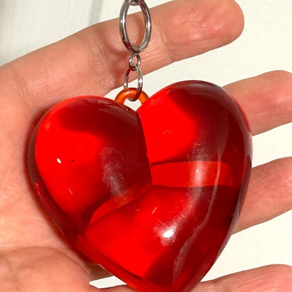 Huge Lucite Acrylic Clear Candy Red Heart Black Chain Resin Nec… - Picture 11 of 16